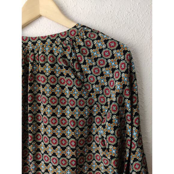 Anthropologie Kachel Green Red 3/4 Sleeve V-Neck Pullover 100% Silk Blouse XXSP - Picture 5 of 7